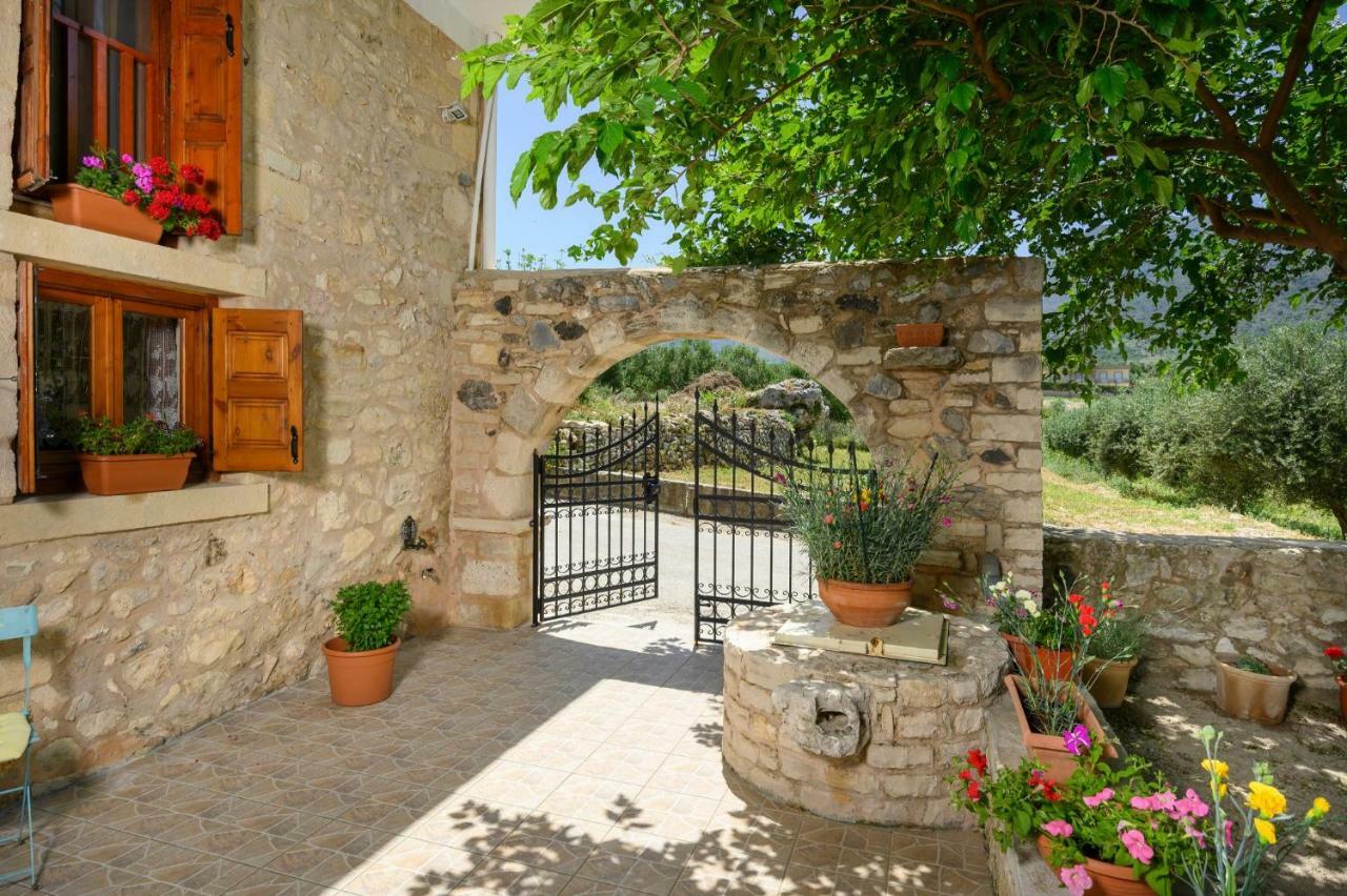 Pagonas Traditional House Mouríon Extérieur photo